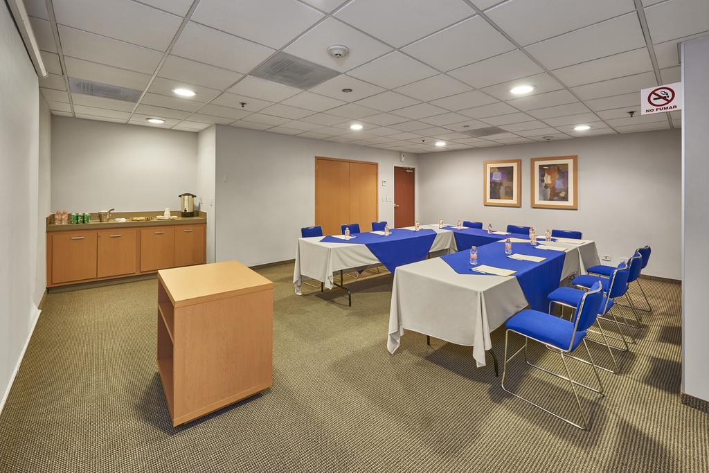 City Express By Marriott Monterrey Lindavista Guadalupe  المظهر الخارجي الصورة